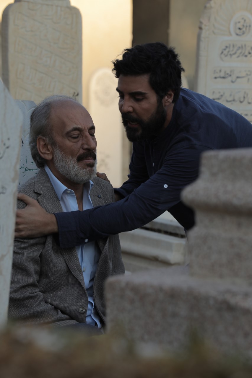 thumbnail_غسان مسعود ولجين إسماعيل في لقطة من فيلم حكياة في دمشق.jpg