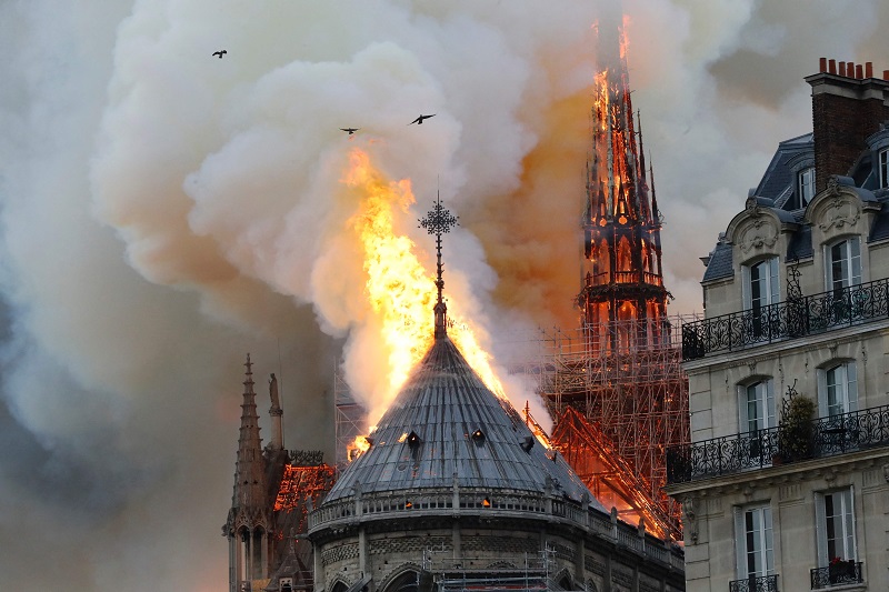 Notre-Dame Cathedral 2 afp.jpg