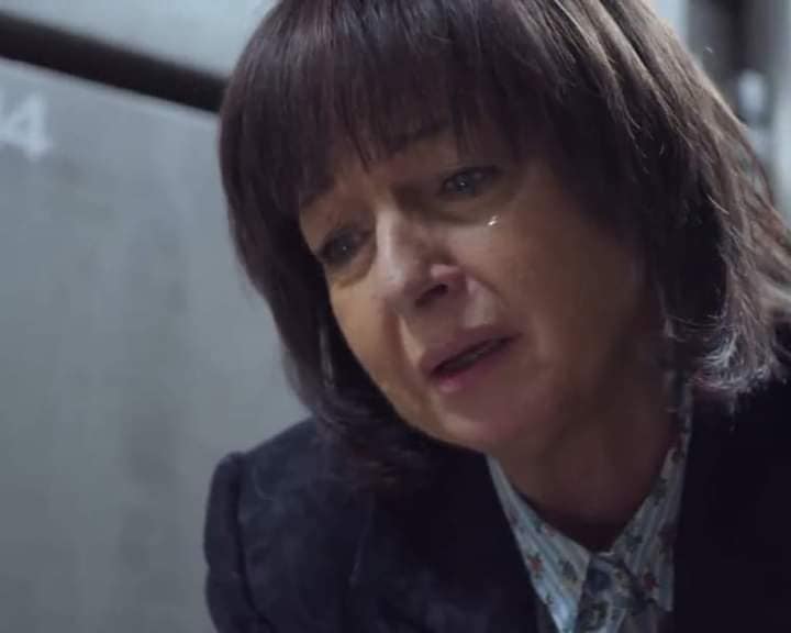 thumbnail_نادين خوري في لقطة من مسلسل كسر عضم.jpg