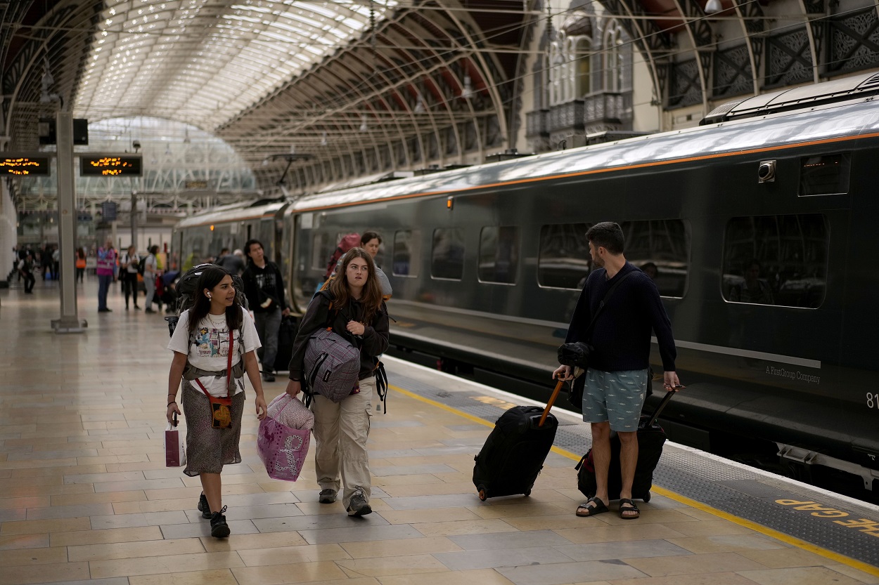 train to go to the Glastonbury music festival at Paddington railway station, in London, during a railway workers strikeThursday, June 23, 2022._ap.jpg
