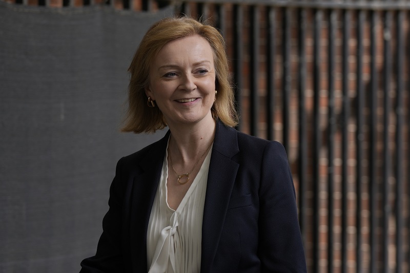 Elizabeth Truss ap.jpg