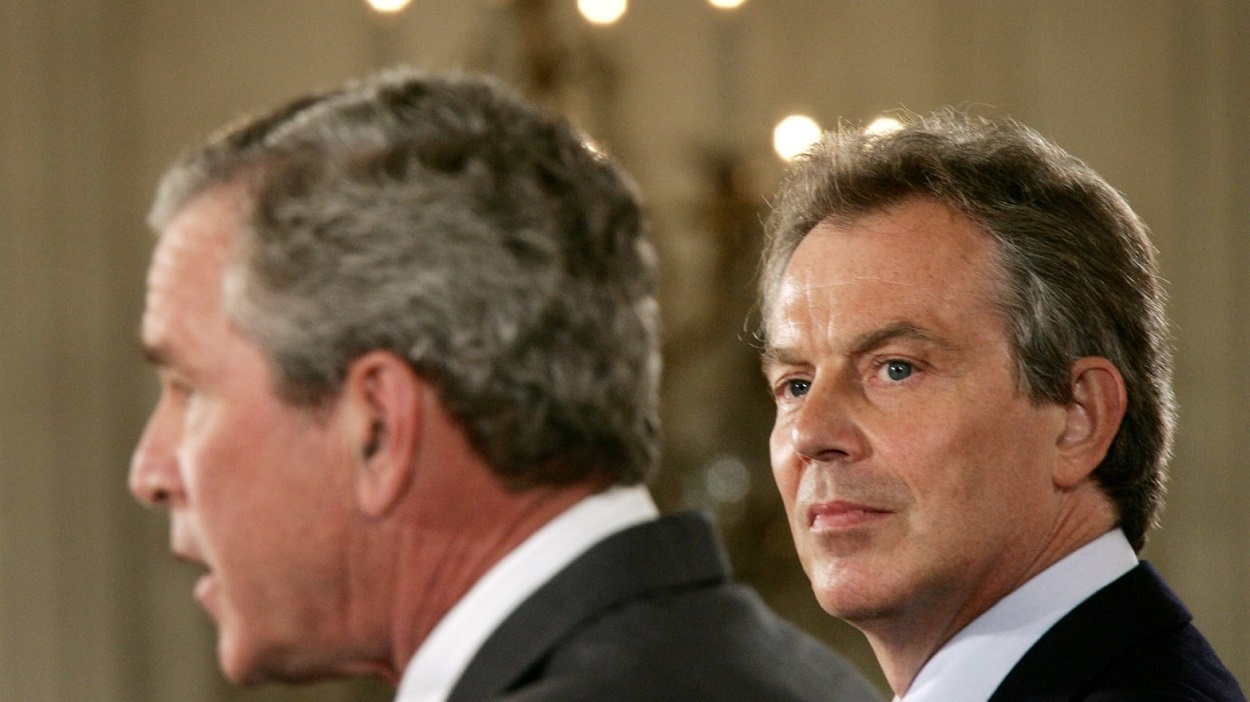 Bush and Blair in Washington_rtr---160706-Massie-blair-bush-tease_qot93m.jpg