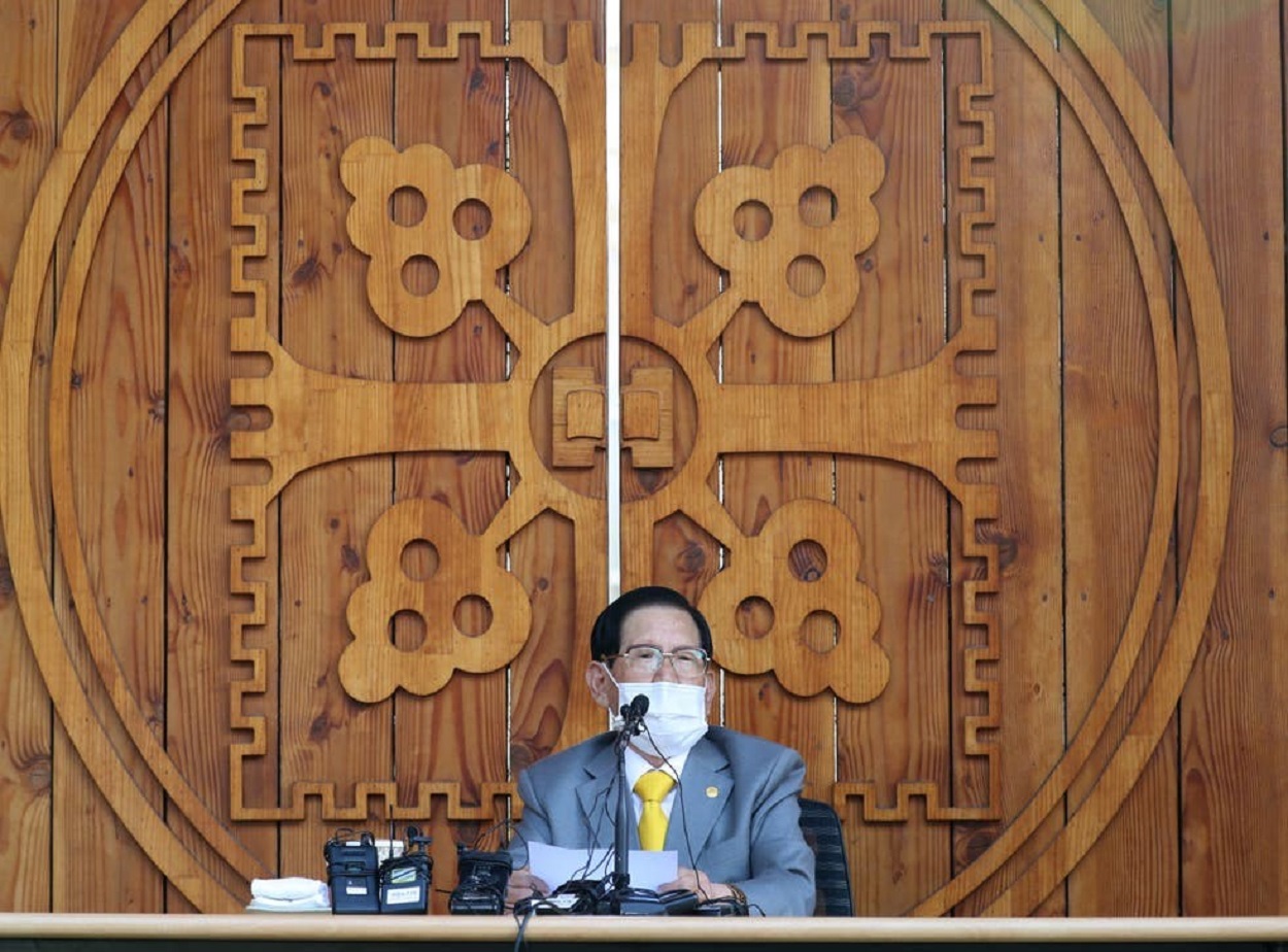 Lee Man-hee’s role in New Heaven New Earth_getty.jpg