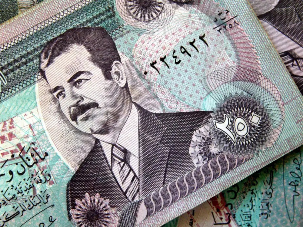 Iraqi dinar reuters 1.jpg