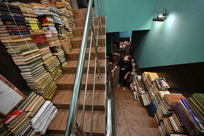 Siayvo bookstore afp.jpg