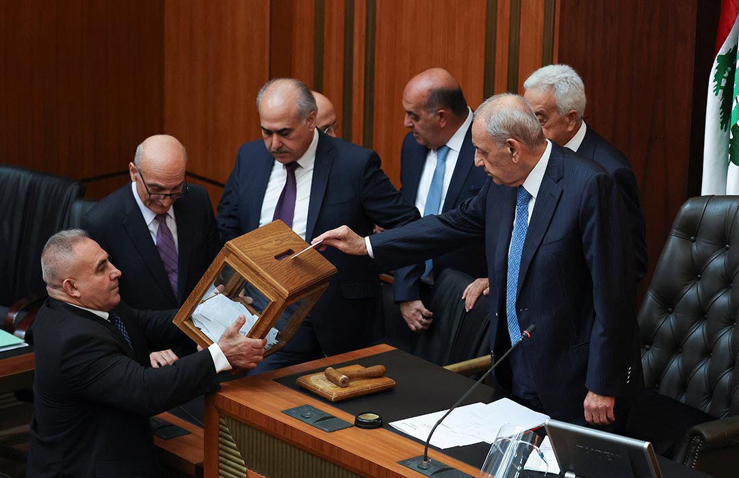 فشل اللبنانيين في انتخاب رئيس جديد - AP14.jpg