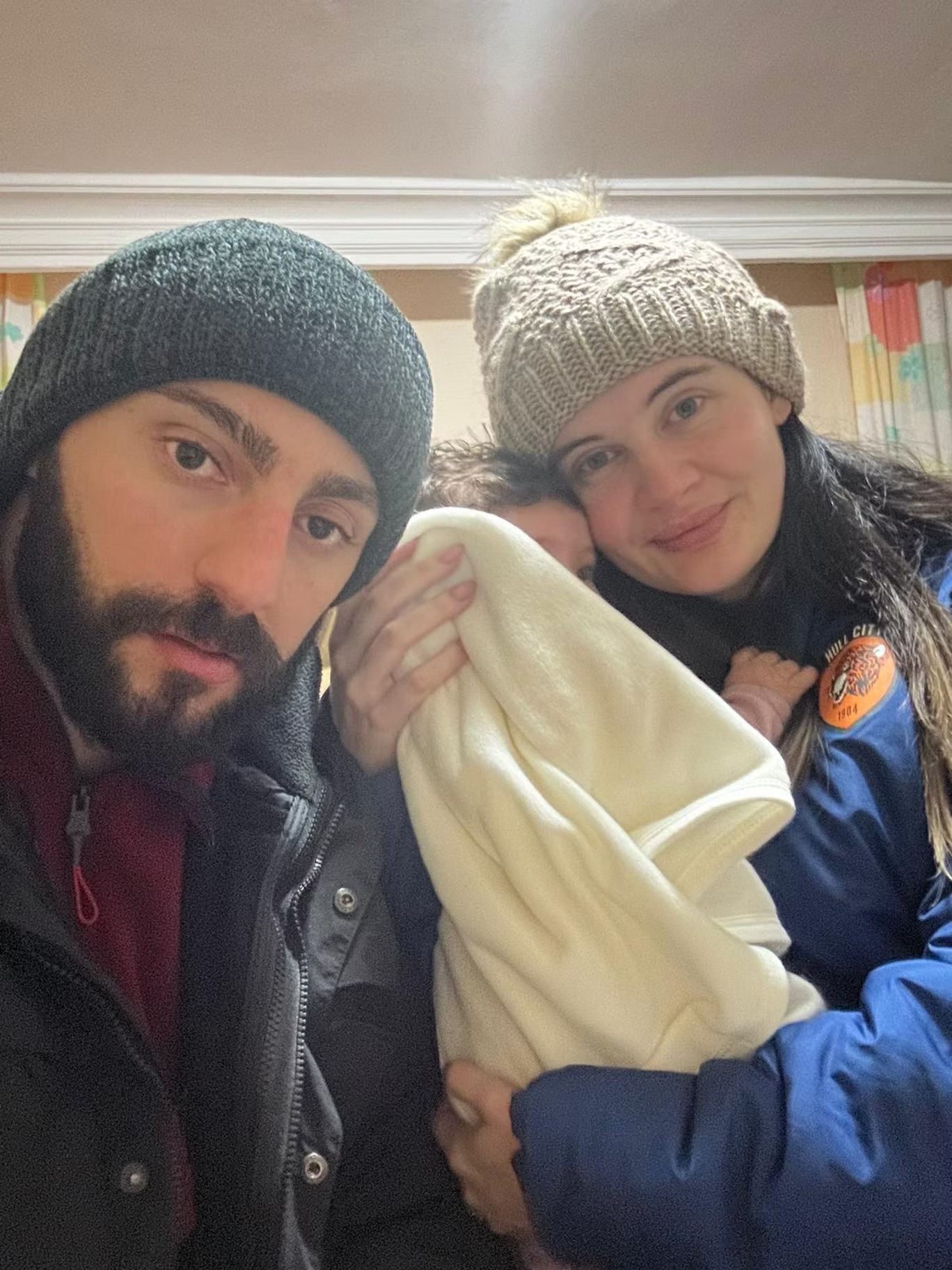 عائلة سانلي كانت في زيارة لأقربائهم في أضنة الواقعة على مقربة من مركز الزلزال (اندبندنت)