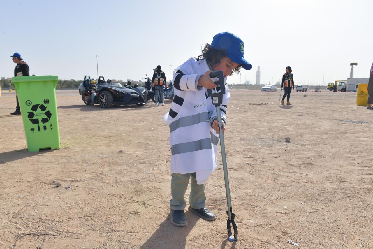 حملة توعوية تهدف إلى تعزيز الترابط المجتمعي والارتقاء بجودة الحياة من خلال مشاركة السكان نظافة أحياء الرياض (أمانة منطقة الرياض)