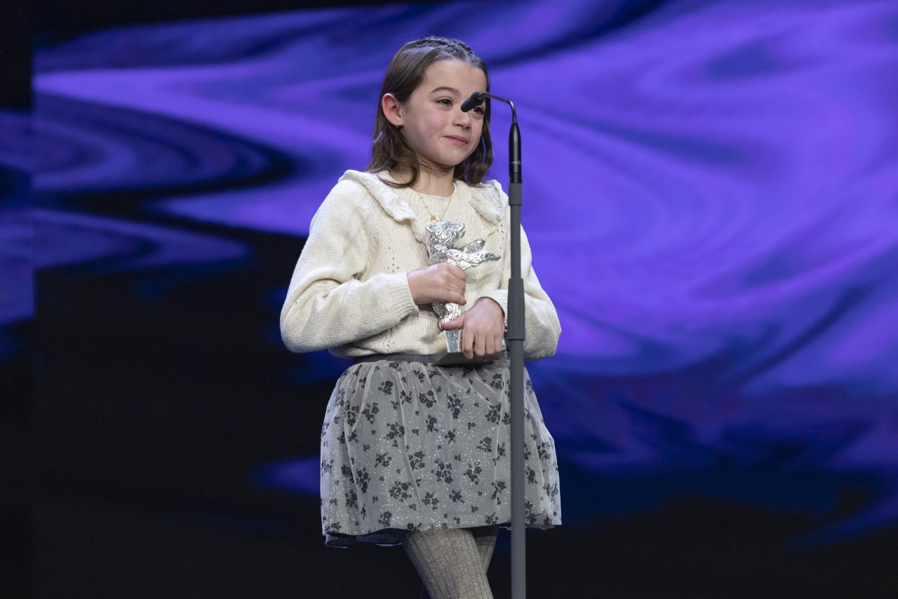 الطفلة صوفيا أوتيرو، أفضل أداء تمثيلي عن دورها في “20 ألف نوع نحل”..jpg