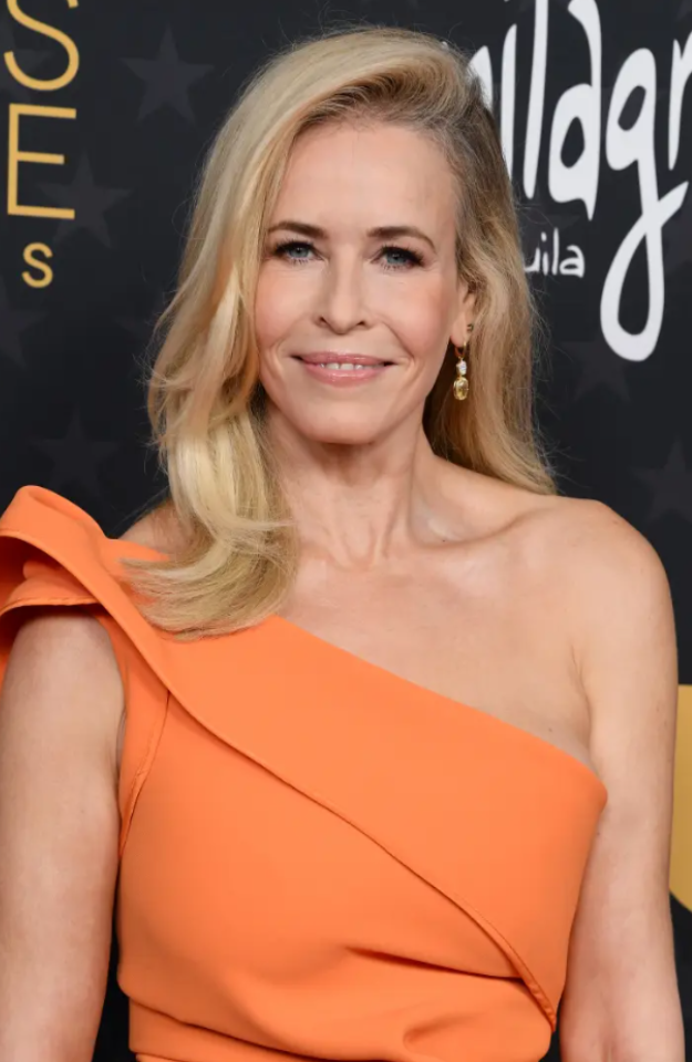 أقرت الممثلة تشيلسي هاندلر، بطلة مسلسل فتيات سيئات السلوك، بأنها تستعمل حقن أوزمبيك للحصول على النحافة