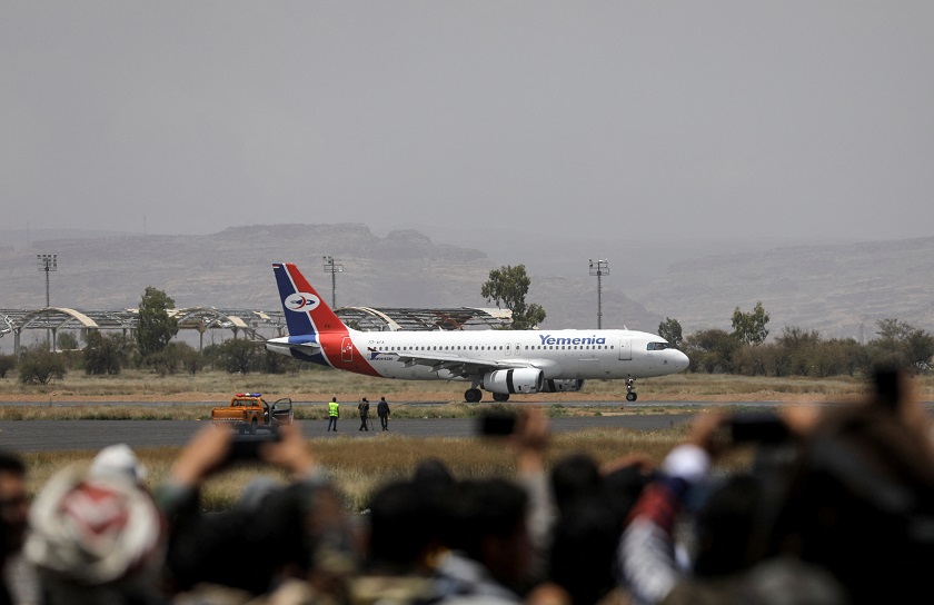 طائرة يمنية-1.jpg