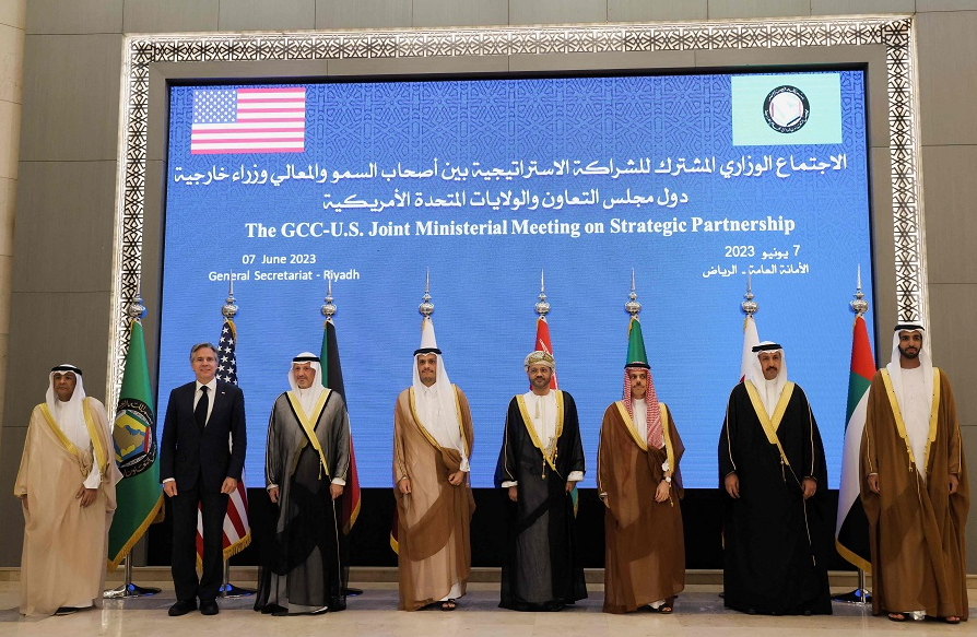 لأميركا والصين.png