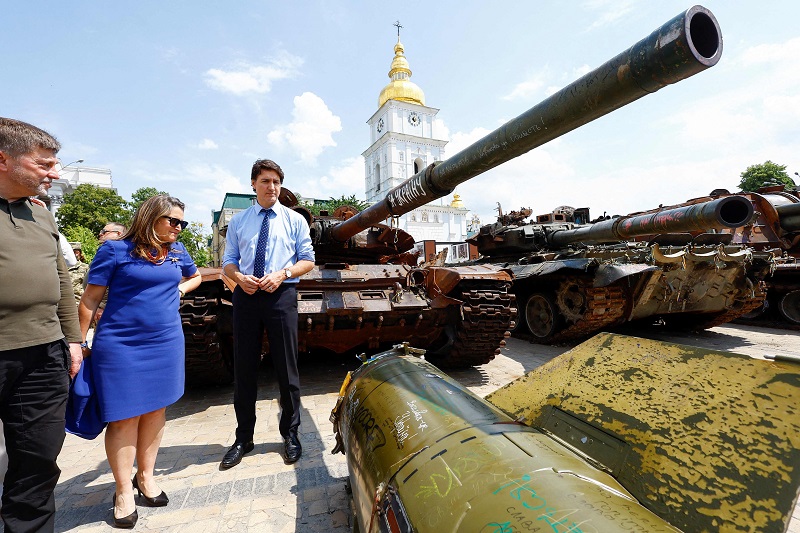trudeau kyiv afp.jpg