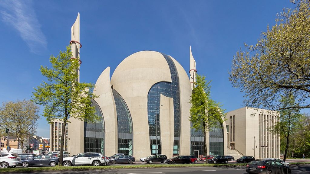 Cologne Central Mosque111.jpg