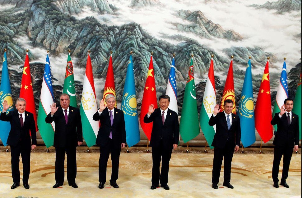 رئيس الصين مع قادة دول آسيا الوسطى رويترز.jpg