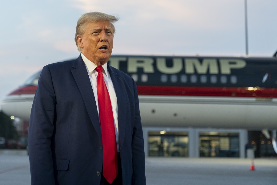 ترمب أ ببب.jpg