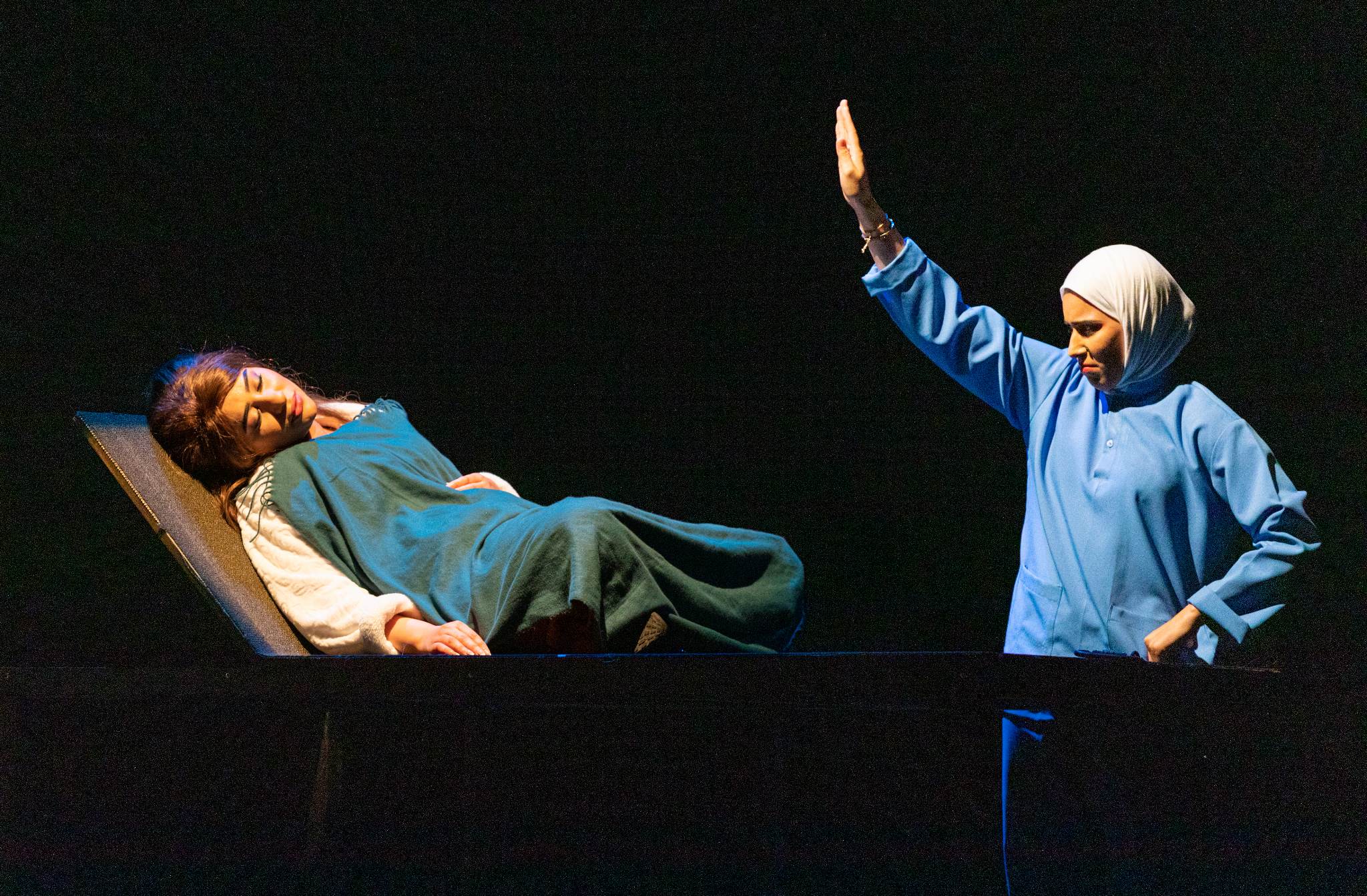 من أجواء عرض قائمة الخديج.jpg