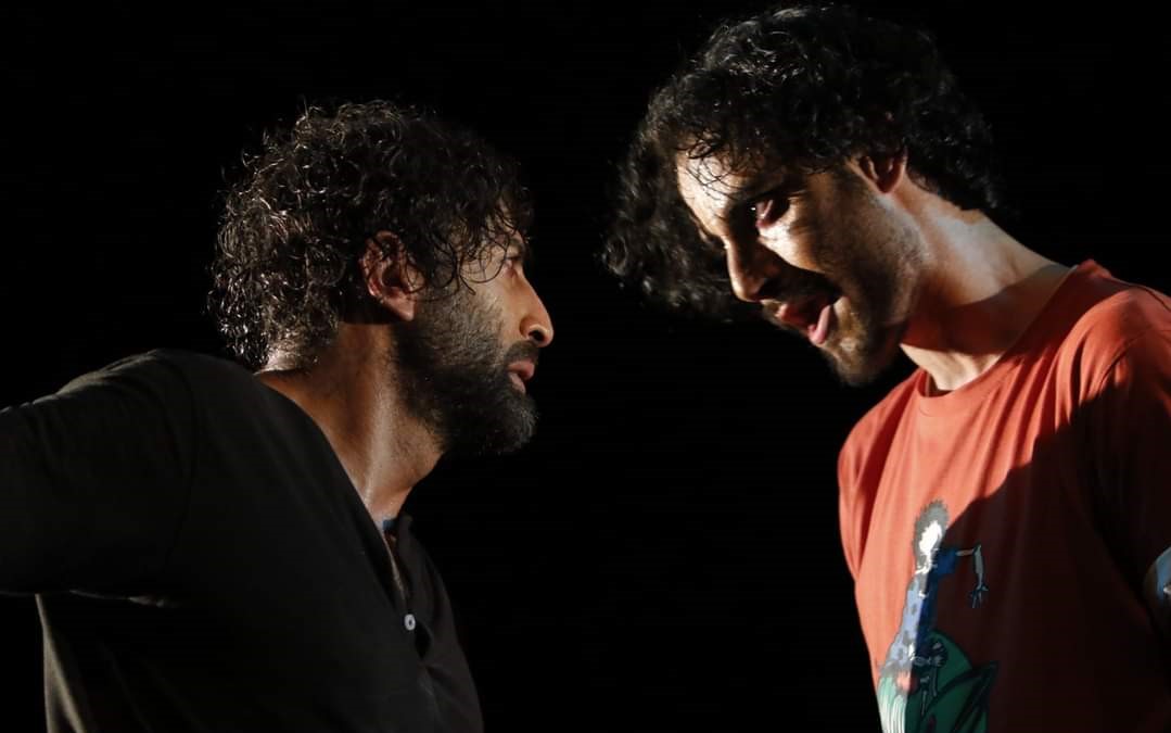 thumbnail_الصراع بين الكاتب وشخصيته.jpg