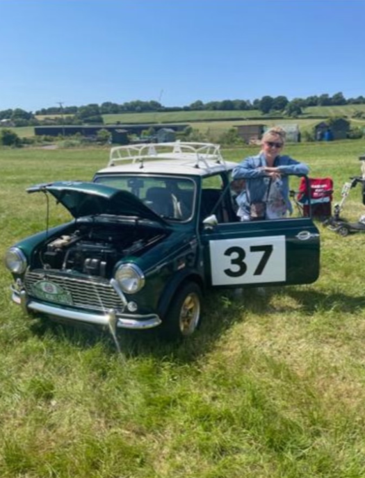 ليزا هاينز تفيد بأن العلاج بالخلايا الجذعية حقق أشياء ساحرة في شأن أعراض التصلب اللويحي لديها 