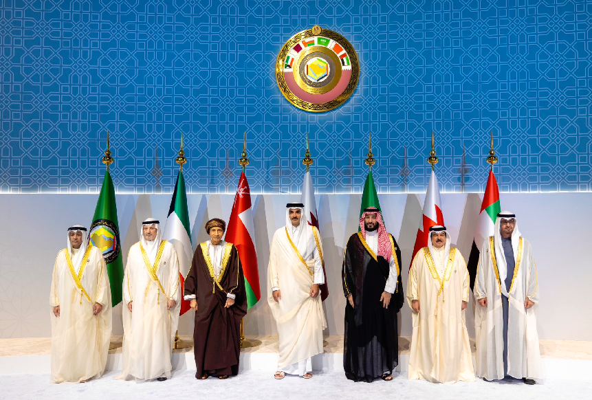 قمة الدوحة ملف.png