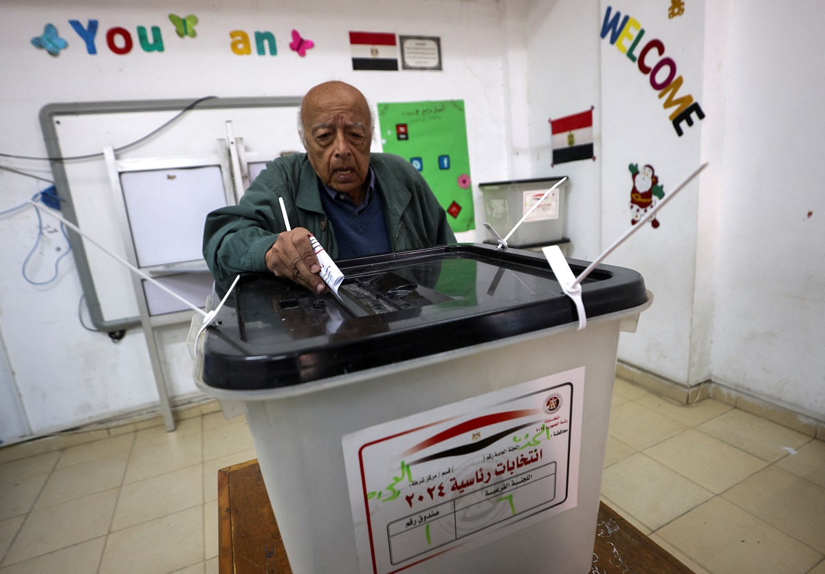 2023-12-10T071839Z_1837244696_RC27U4AF0WE3_RTRMADP_3_EGYPT-ELECTION.JPG
