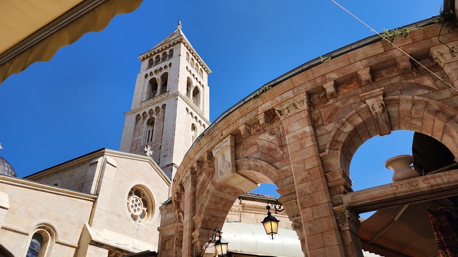 الحي المسيحي بالقدس.jpg