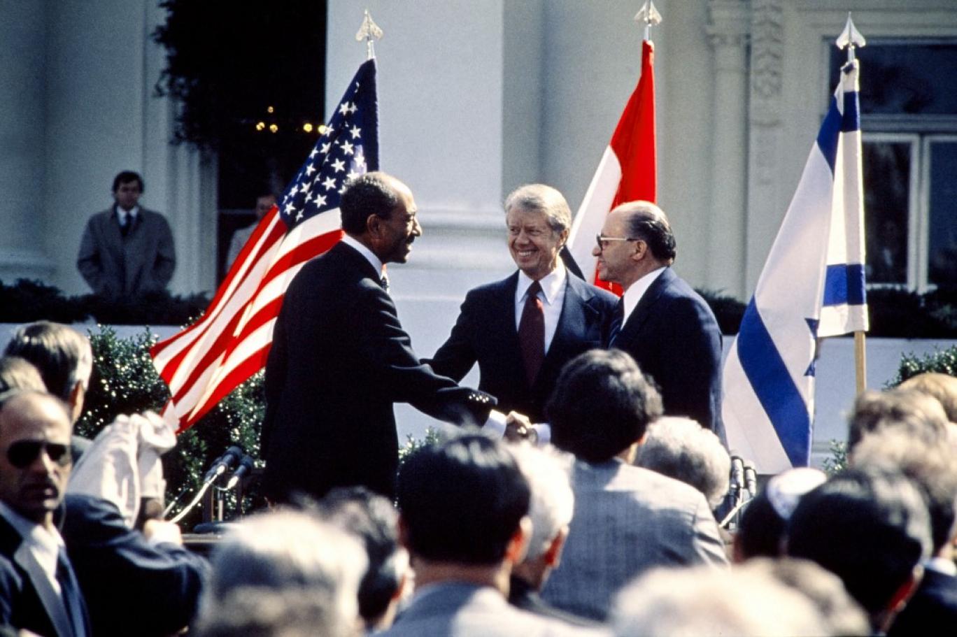 تسمح اتفاقية السلام الموقعة بين إسرائيل ومصر في 1979 بإقامة "ترتيبات أمن متفق عليها بناء على طلب أحد الطرفين وباتفاقهما" (أ ف ب)