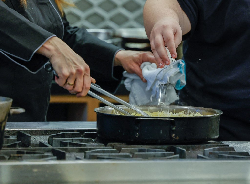 AFP__20231016__1737748516__v2__Preview__FoodNetworkNewYorkCityWineFoodFestivalPresen.jpg