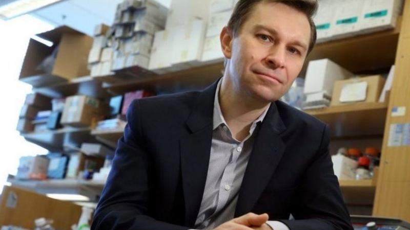 عالم الأحياء بجامعة هارفرد والباحث في مكافحة الشيخوخة ديفيد سنكلير (غيتي).jpg