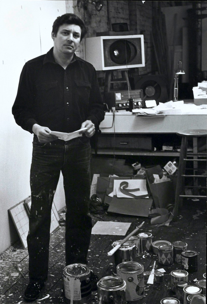 thumbnail_Portrait Robert Ryman 2.jpg