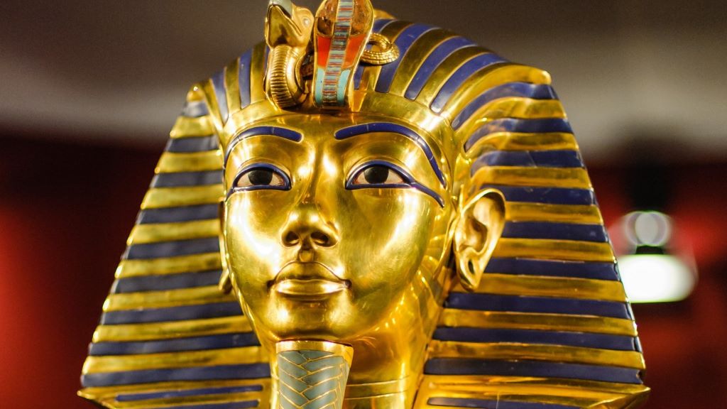 tutankhamun-death-mask getty1.jpg
