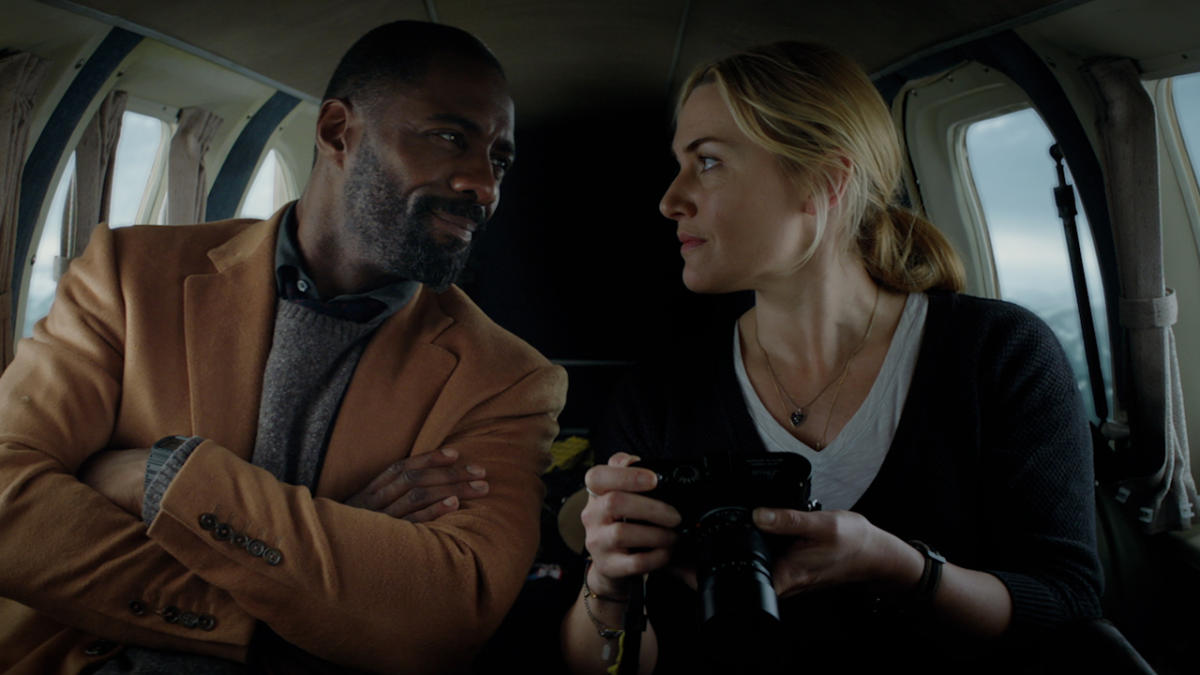 Kate Winslet between two mountains 222.jpg