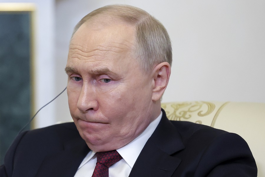 بوتين تقرير.jpg