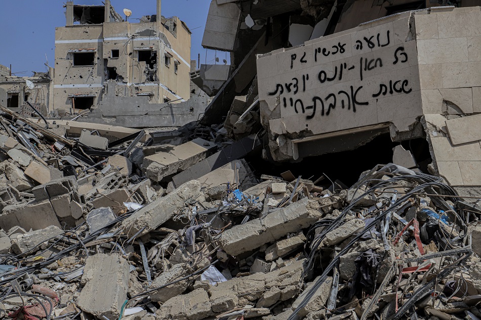 1نوعا حبيبتي أنا الأن في خان يونس.jpg