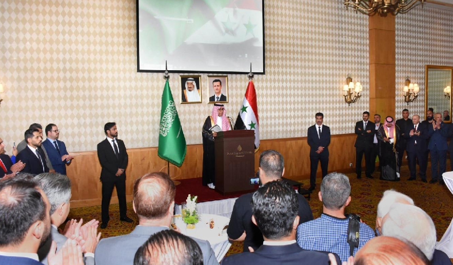 عملية برية إسرائيلية في سوريا وهدنة غزة تراوح مكانها