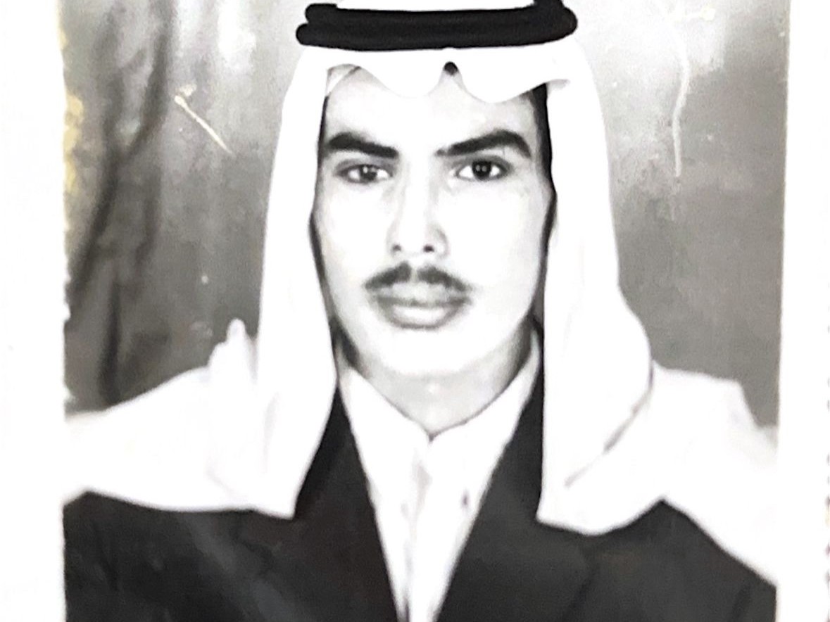 في جامعة الرياض هذه صورته.jpg