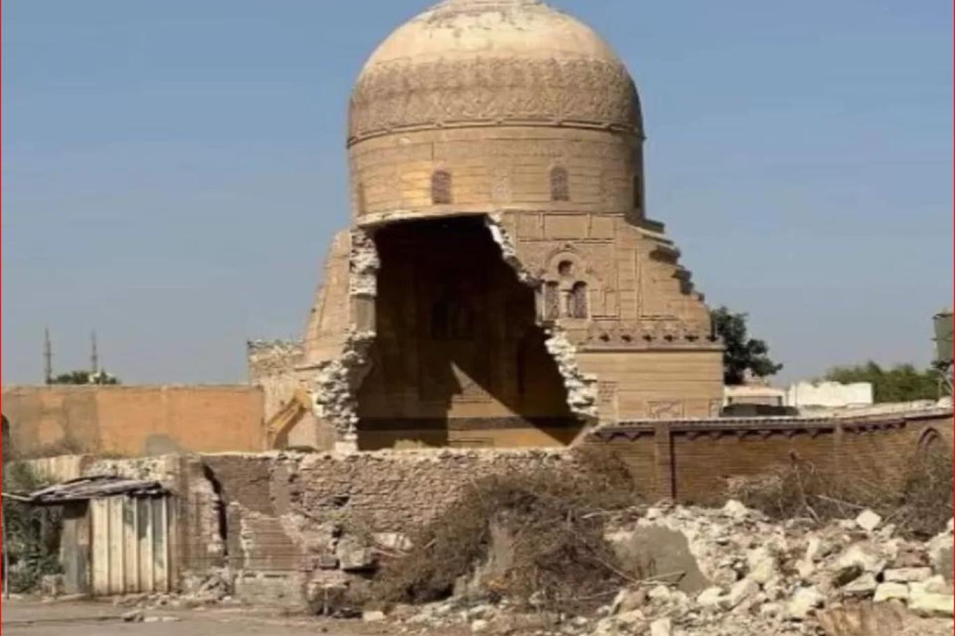  ليست أثرا ... تبرير منطقي أم بوابة لتشويه تراث مصر؟