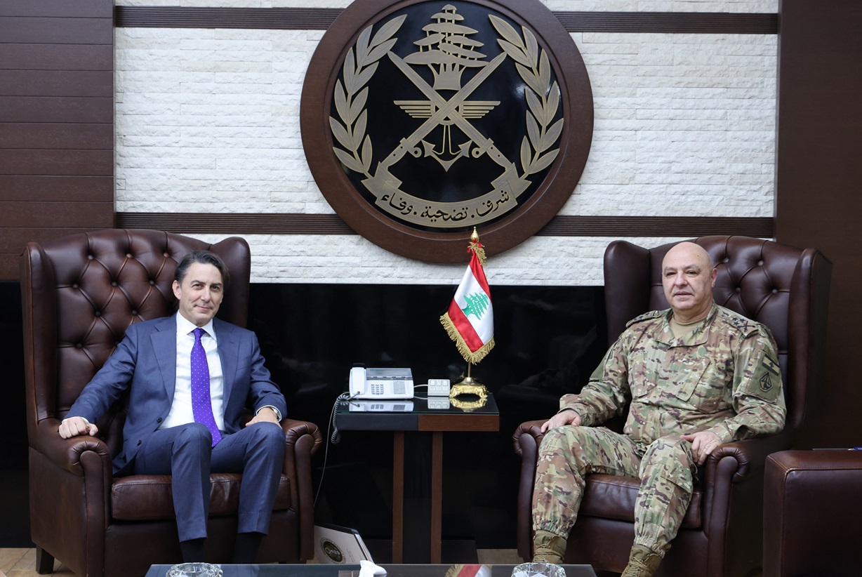 لا يتوقف نجاح الجيش في مهمته على المؤسسة العسكرية فقط، فالمسألة مرتبطة بموقف الدولة (ا ف ب)