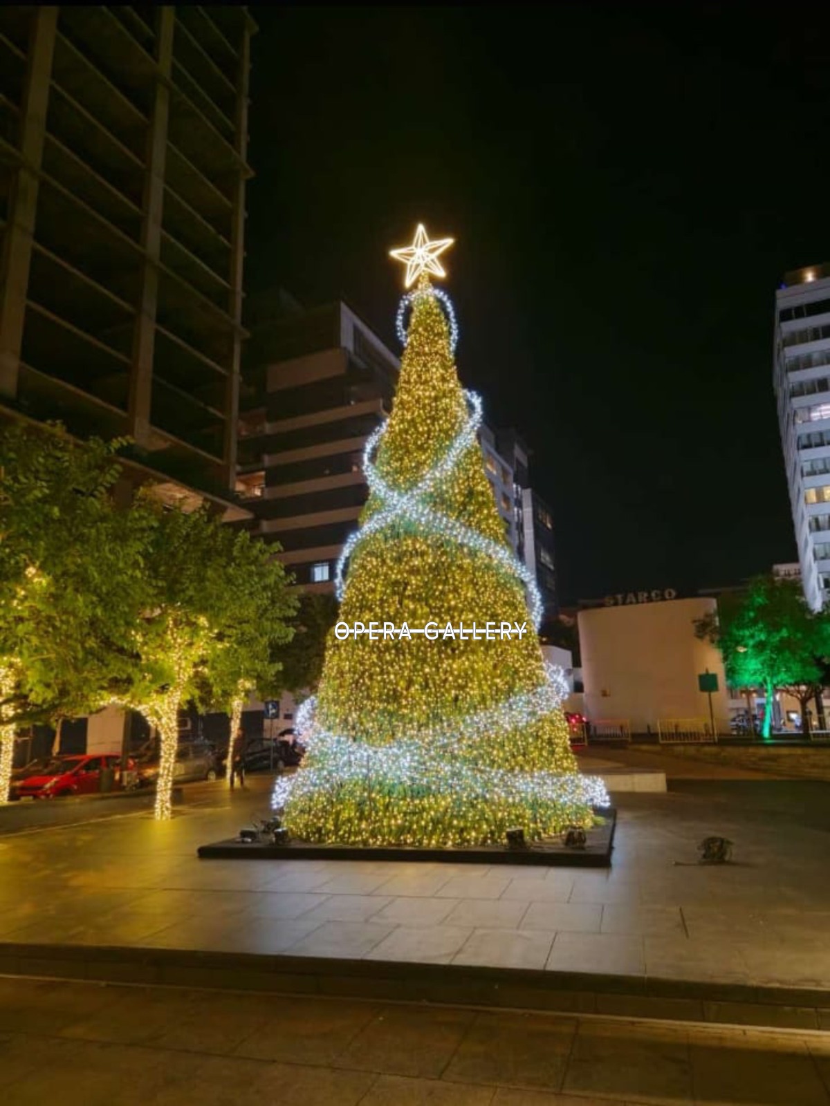 من اليوم الذي أُعلن فيه عن قرار وقف إطلاق النار، تبدل المشهد في لبنان، وكأن الحرب لم تكن (اندبندنت عربية)