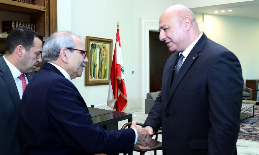 نواف سلام ملف.png