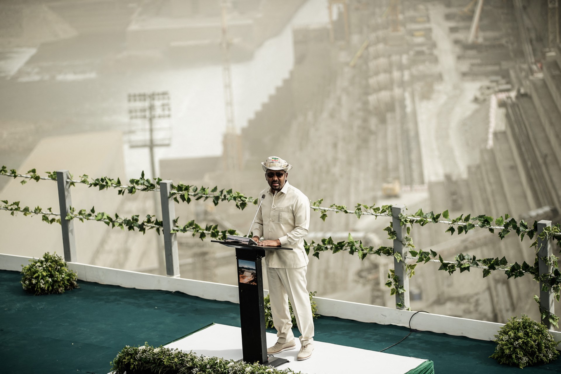 AFP__20220220__323K2CV__v3__Preview__EthiopiaSudanEgyptDamElectricity (1).jpg