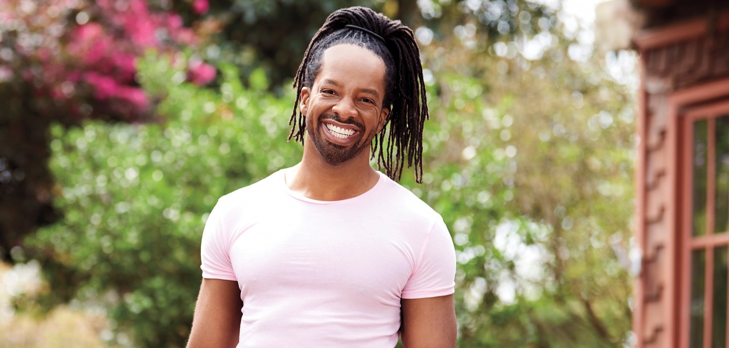 thumbnail_الشاعر جريكو براون.jpg