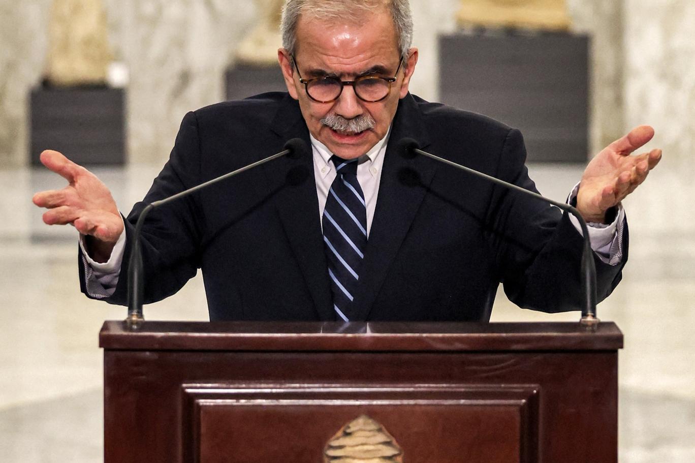 كلف القاضي نواف سلام تشكيل الحكومة الجديدة في لبنان بتاريخ 13 يناير الحالي بعد انتخاب جوزاف عون رئيساً للجمهورية (ا ف ب)