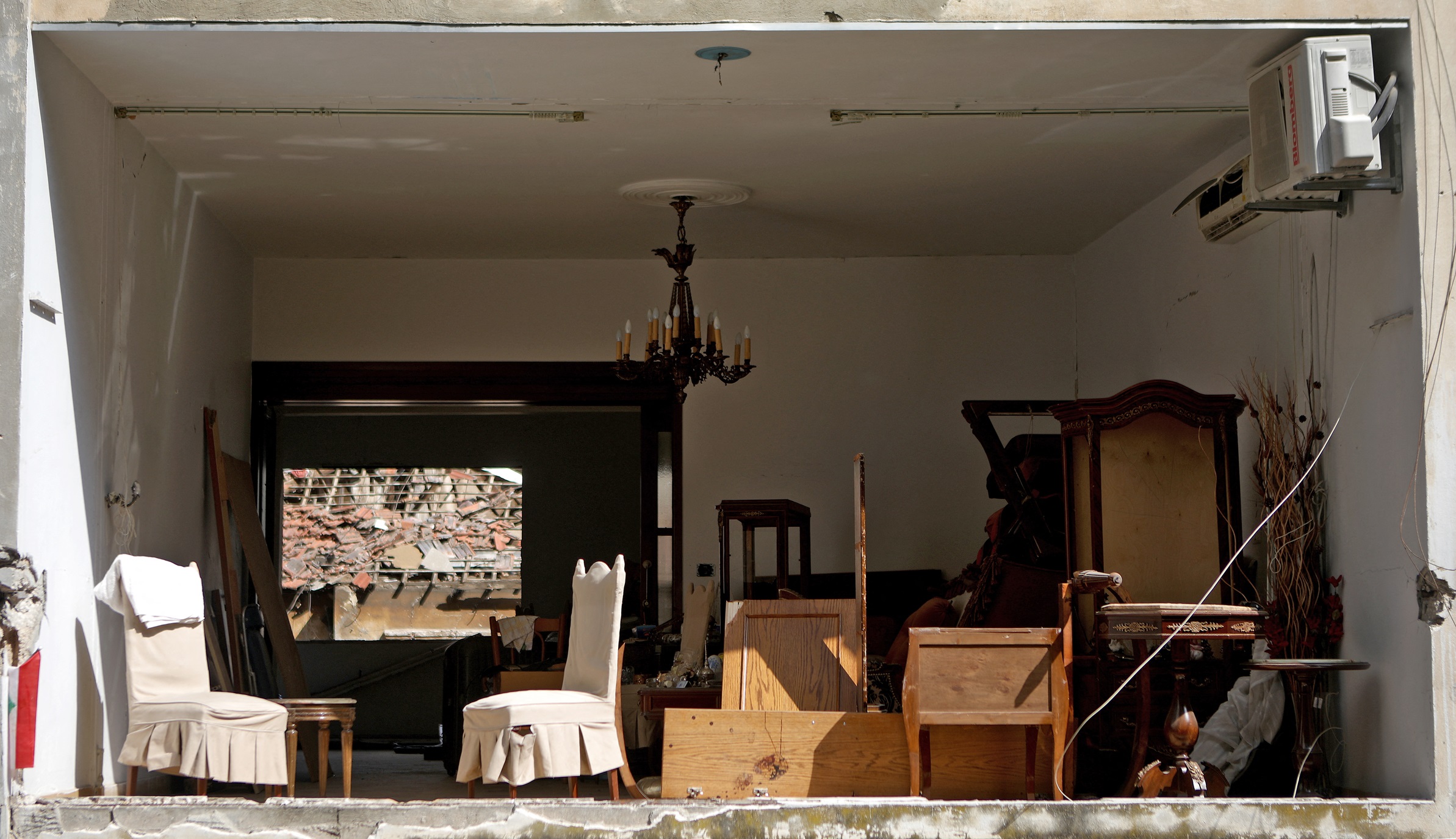 لفن القشرة دور على مستوى ترميم القطع التراثية (ا ف ب)