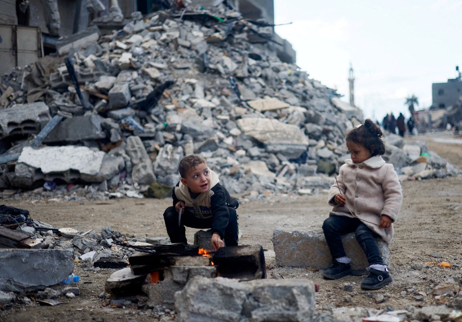 أطفال غزة رويترز.jpg