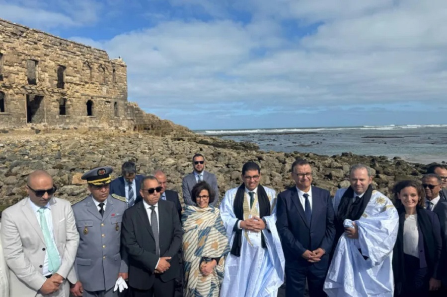 رئيس الشيوخ الفرنسي يزور الصحراء الغربية وسط أزمة مع الجزائر