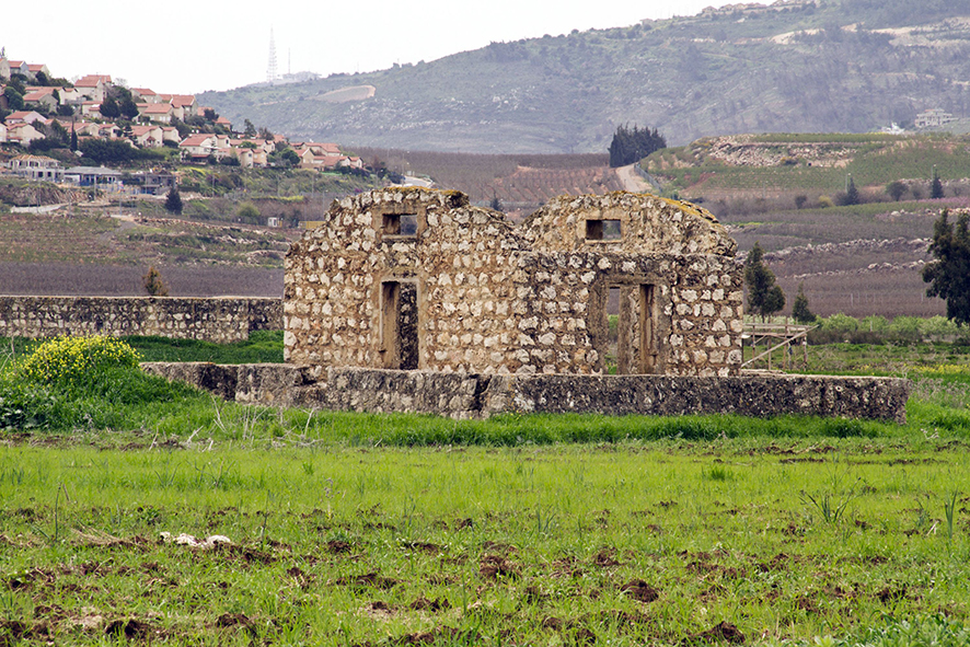 مخلفات أبنية من مطار الخيام جنوب لبنان (كامل جابر)