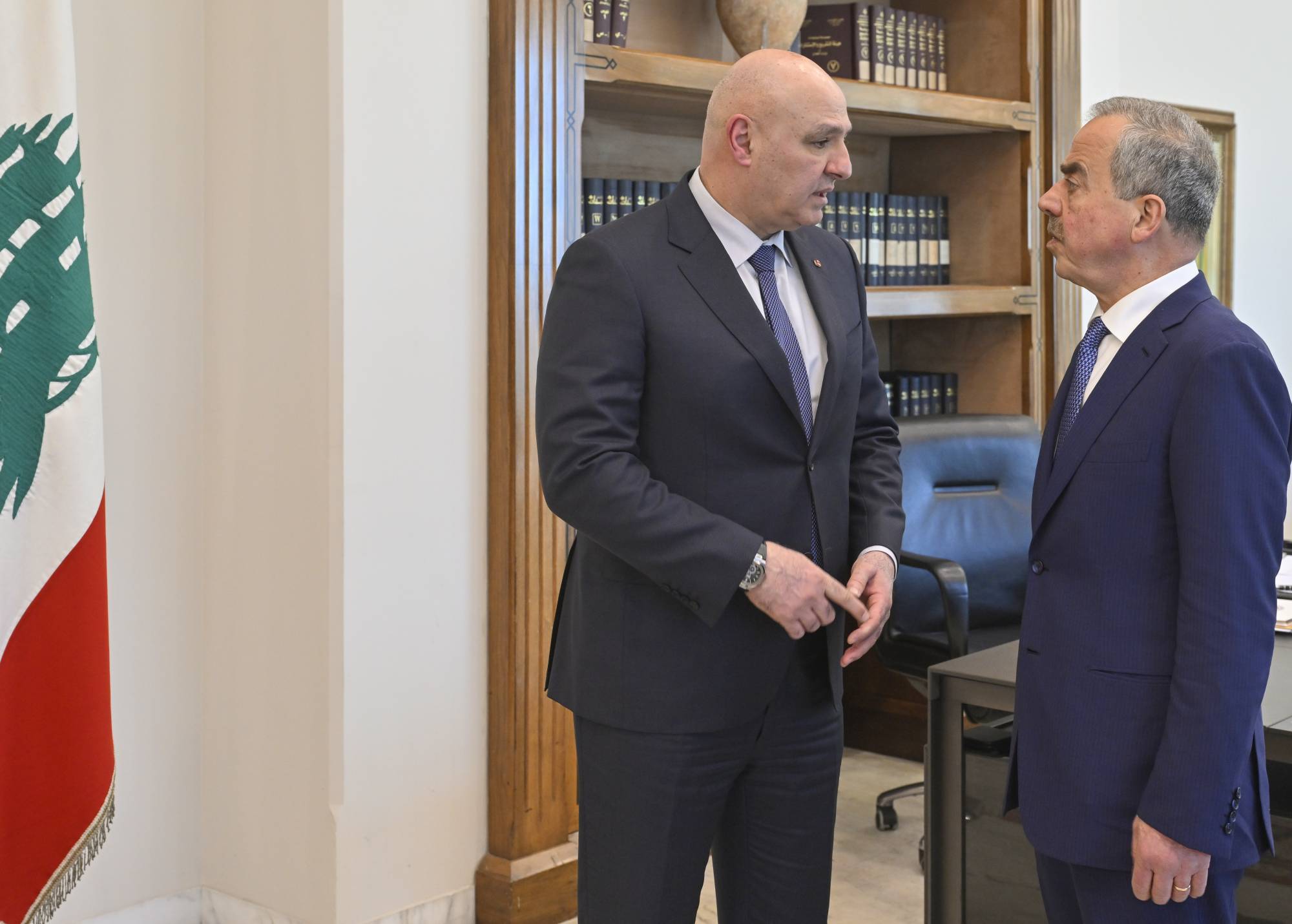 الرئيس اللبناني جوزاف عون خلال الحوار مع غسان شربل (الشرق الأوسط)