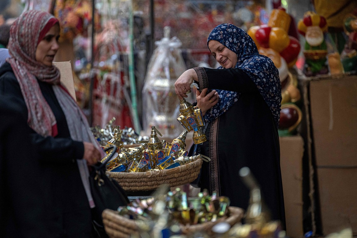 AFP__20250219__36Y82J8__v1__Preview__EgyptDailyLifeReligionLanterns.jpg