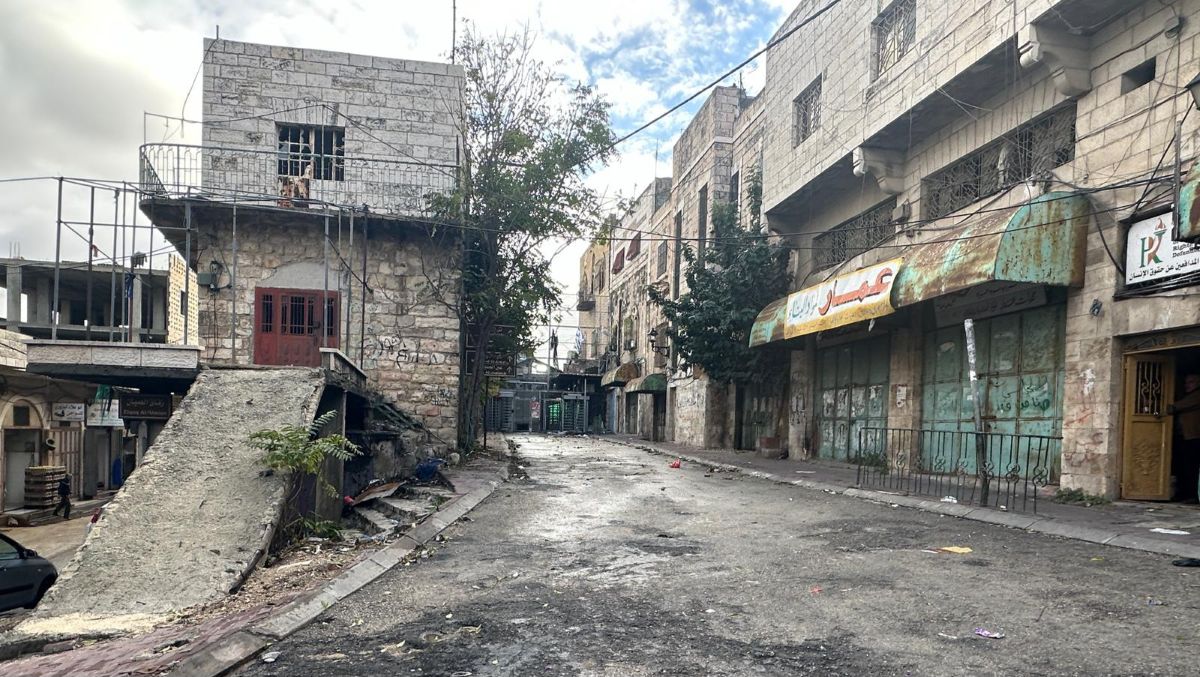 اغلاق وحصار الحرم الابراهيمي في الخليل (اندبندنت عربية).jpg